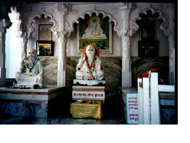 shanti.jpg (39136 bytes)